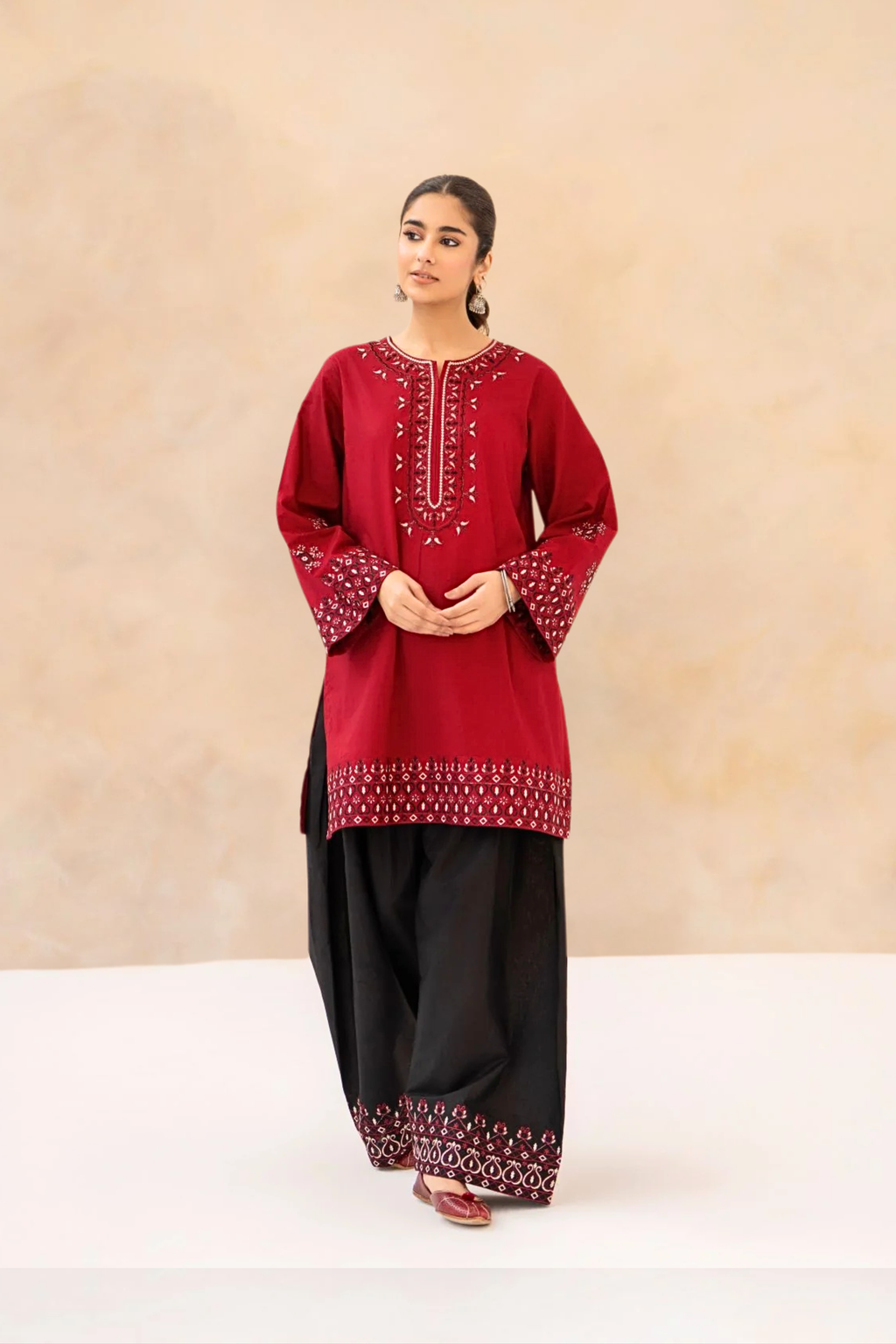 Noor-E-Laal Farshi Shalwar 2PC