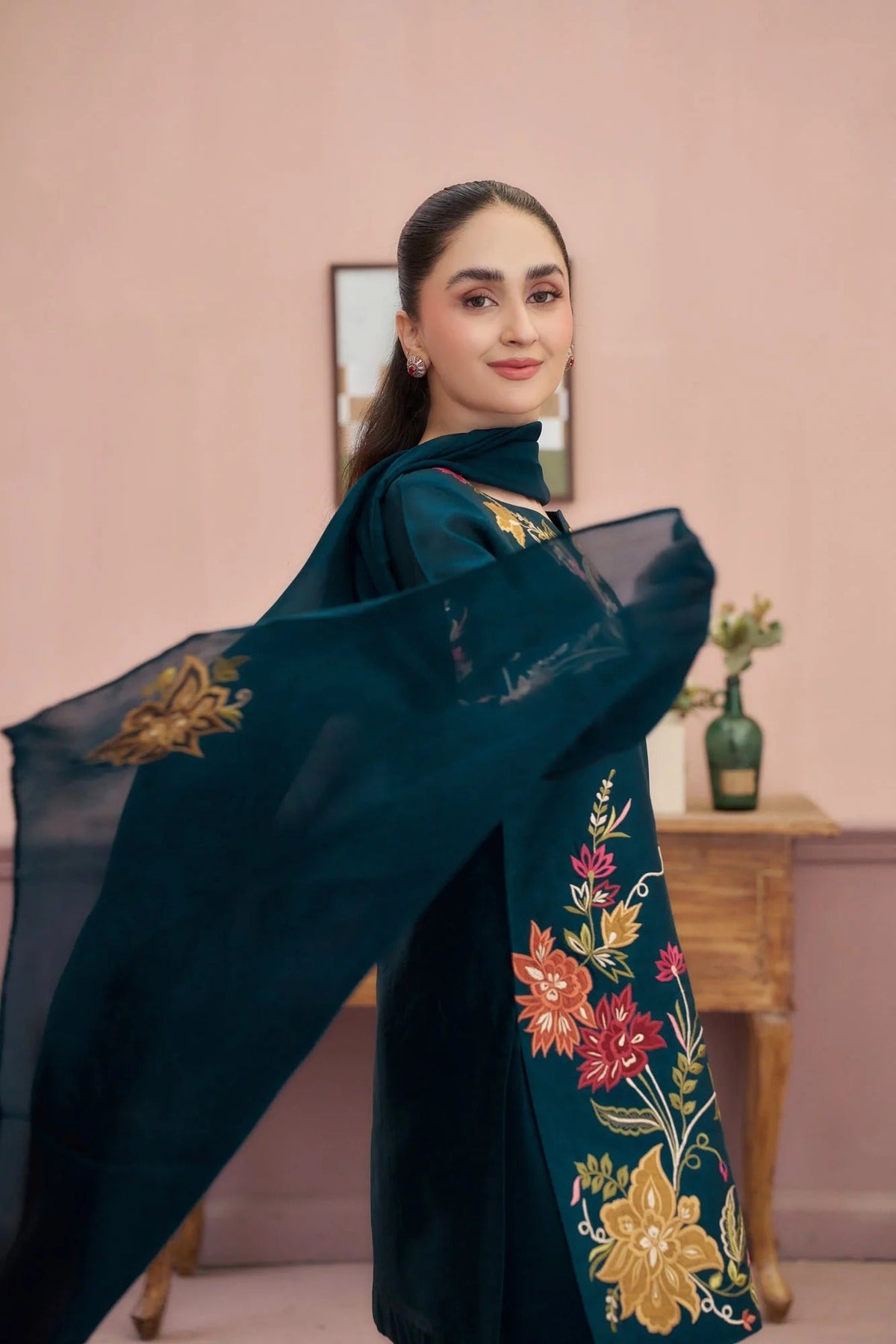 Roshana 3PC